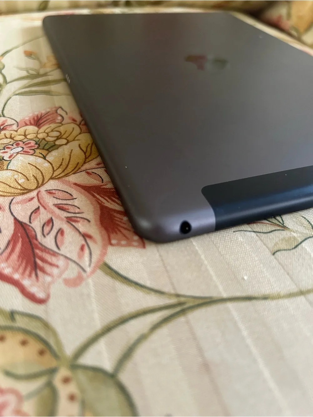 Apple iPad 7th Generation Unlocked